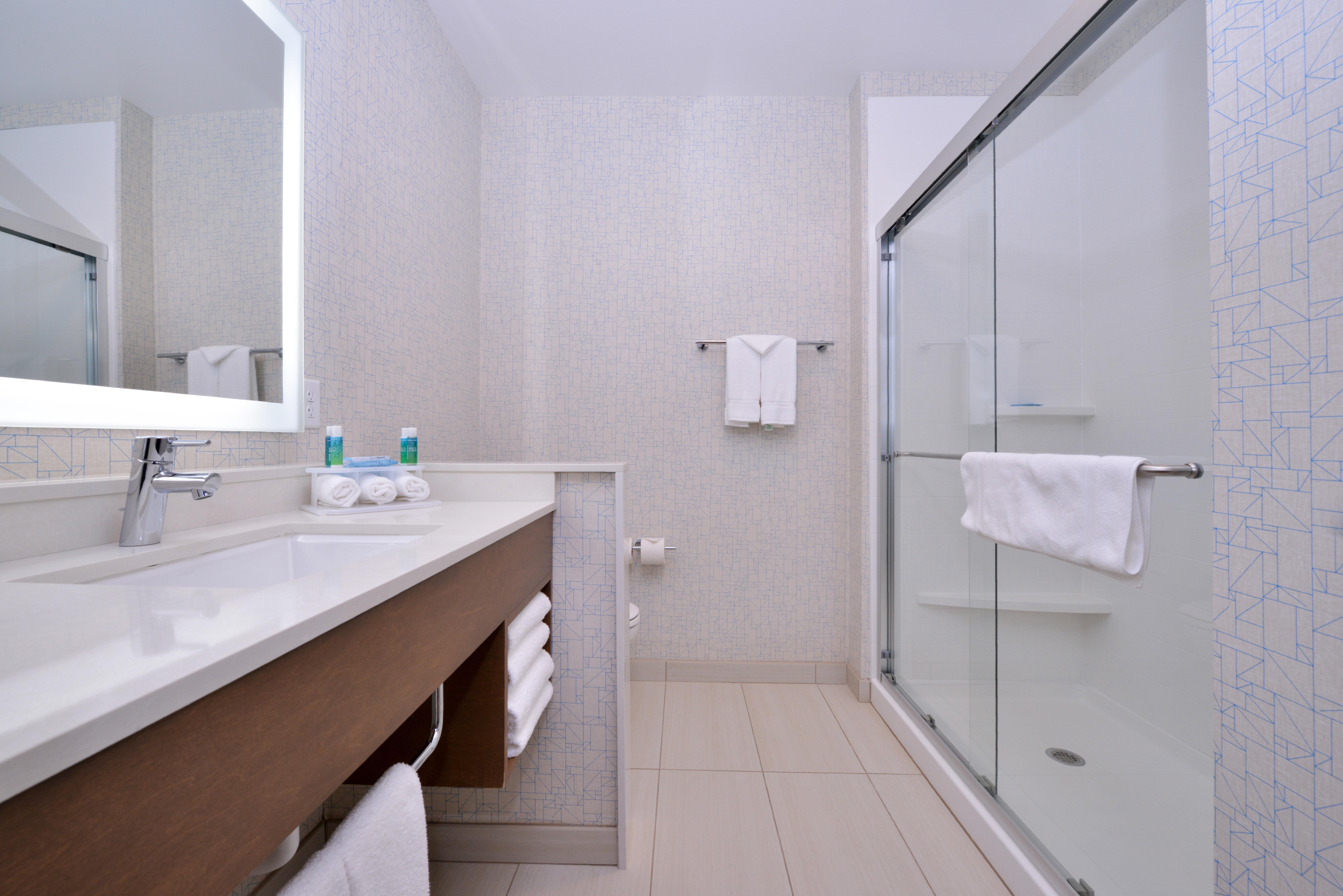 Holiday Inn Express & Suites Madison By Ihg Экстерьер фото